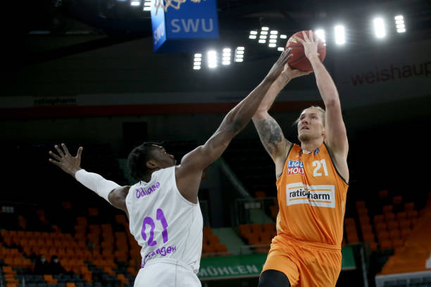 所以每个人 所以每个人