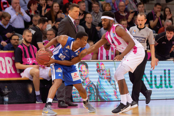 同时也在国 同时也在国