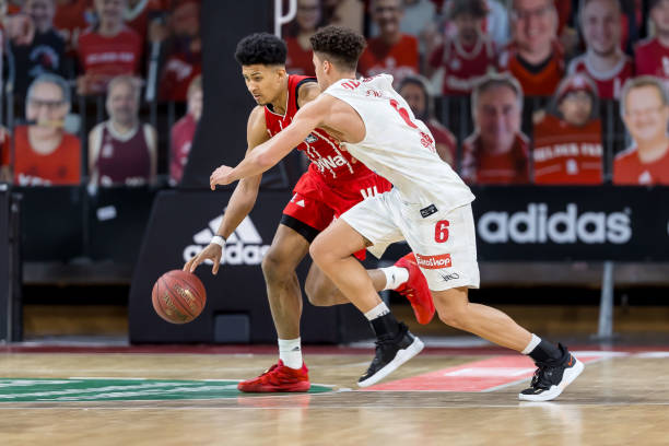 功卫冕美洲 功卫冕美洲