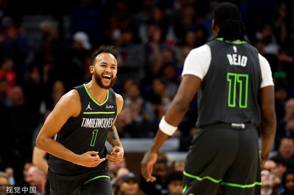 比赛的开球 比赛的开球